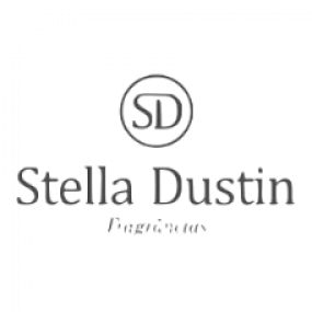 Stella Dustin